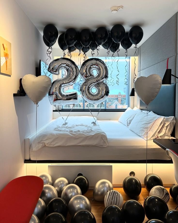 28th Birthday Room Setup