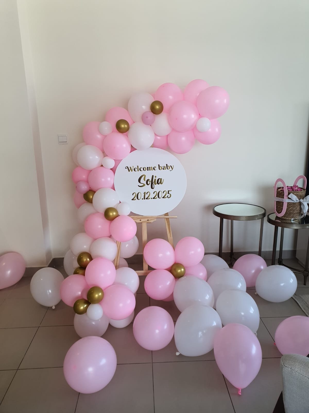 Welcome Baby Girl Balloon Setup